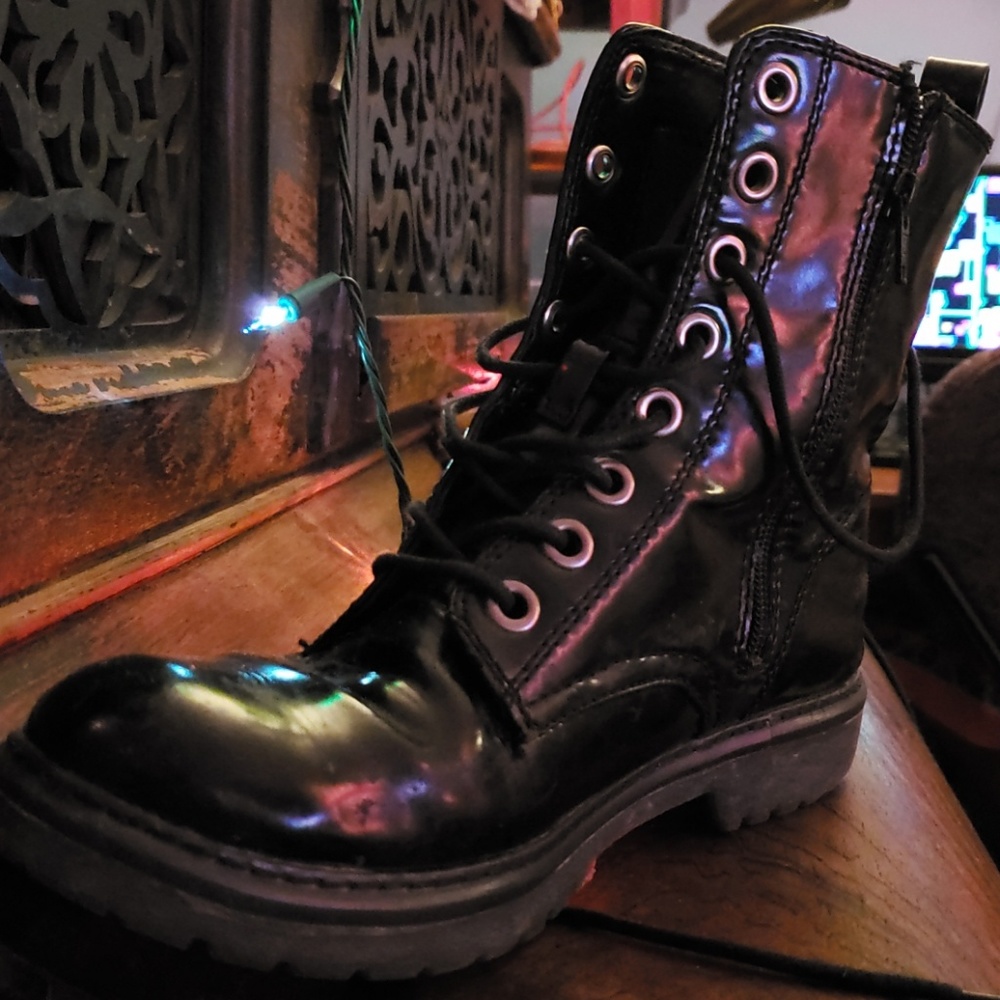 Combat boots size 8 m
